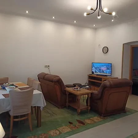 Apartment Lux
